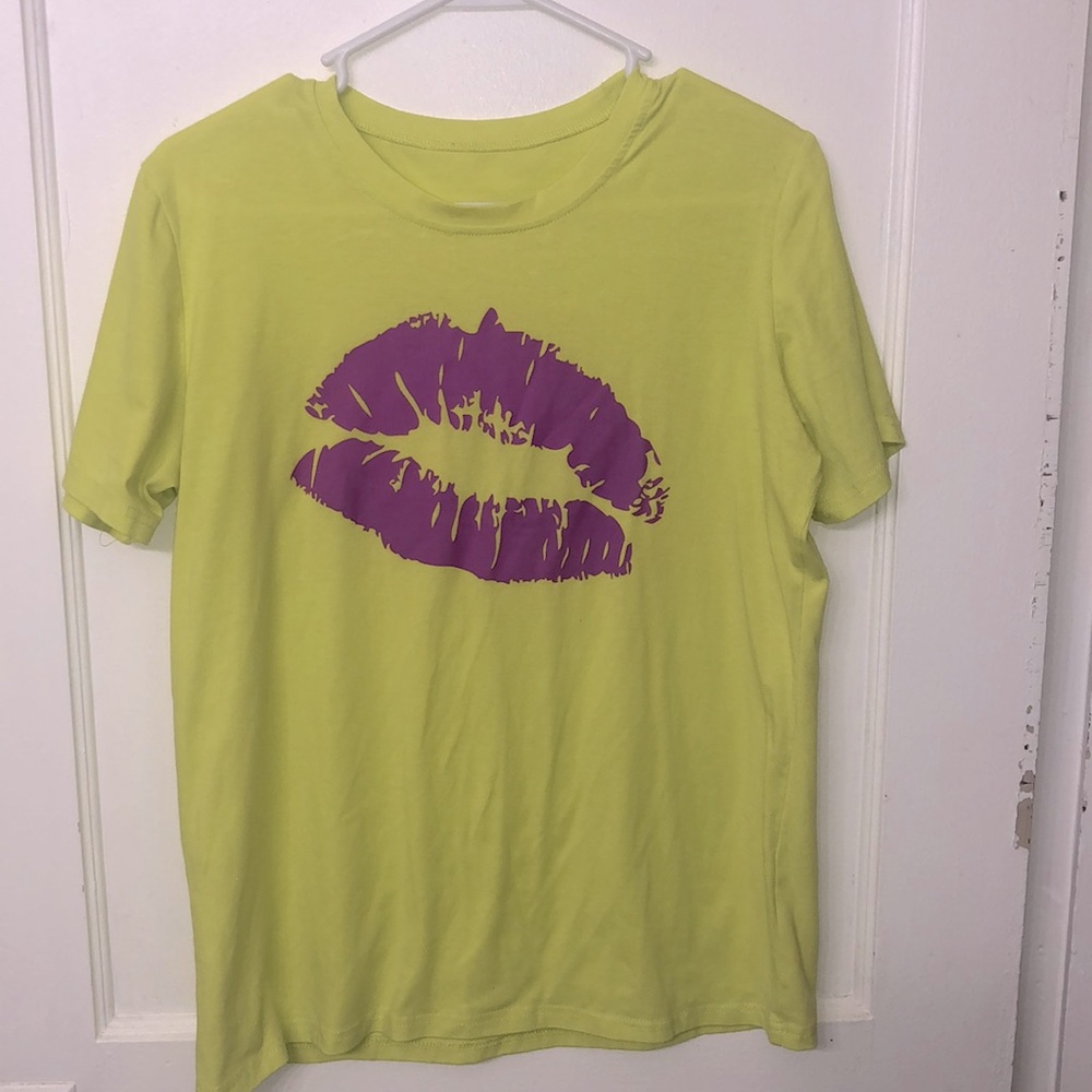 Large lips t-shirt